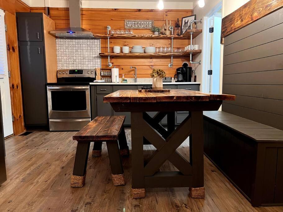 The Horse Cabin At Natural State Cabins Morning Star Eksteriør billede